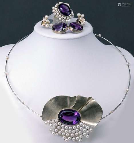 Amethyst - Perlen Set( set with amethysts and pearls, 750er ...