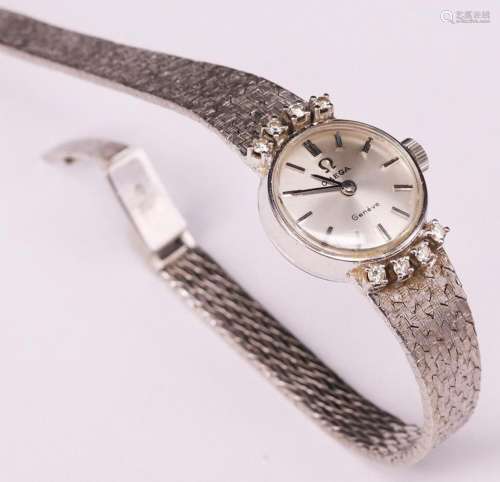 Omega, Damenarmbanduhr, mit Brillanten, 750er WG, L. 18 cm, ...