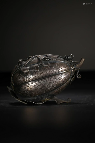 CHINESE SILVER GOURD-FORM SNUFF BOTTLE