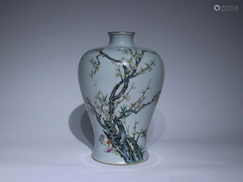 CHINESE FAMILLE-ROSE MEIPING VASE DEPICTING 'FLORAL', 'QING ...