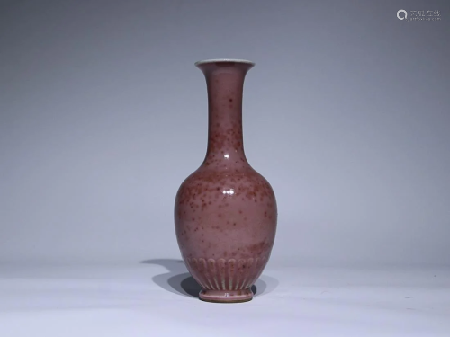 CHINESE PEACHBLOOM-GLAZED VASE, 'QING KANGXI' MARK