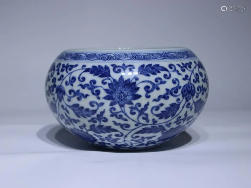 CHINESE BLUE-AND-WHITE BRUSH WASHER DEPICTING 'SCROLL', 'QIN...
