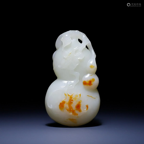 CHINESE HETIAN JADE DOUBLE-GOURD