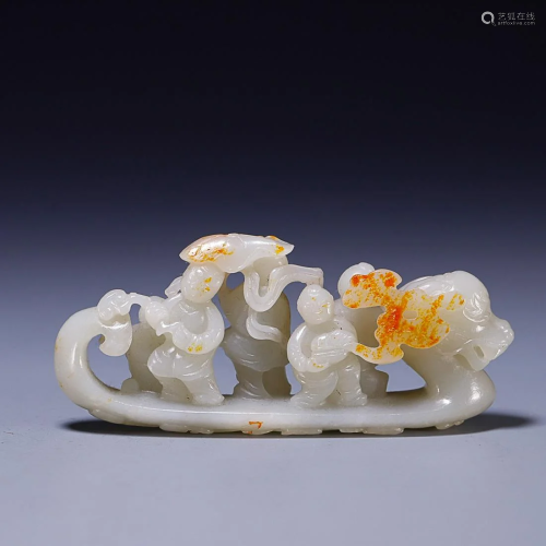 CHINESE HETIAN JADE ORNAMENT WITH CARVED 'FIGURE STORY'