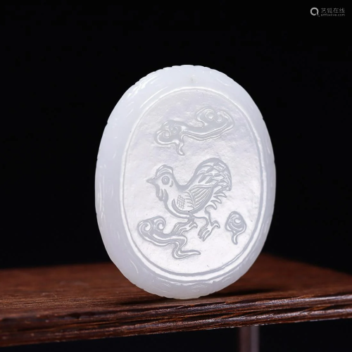 CHINESE HETIAN WHITE JADE PLAQUE WITH CARVED 'FOWL'