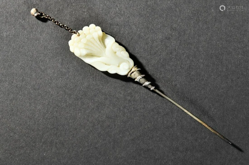 CHINESE HETIAN JADE-EMBELLISHED SILVER HAIRPIN WITH CARVED '...