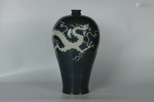 CHINESE SACRIFICIAL-BLUE-GLAZED MEIPING VASE DEPICTING 'DRAG...