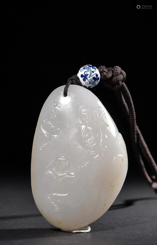 CHINESE HETIAN JADE HAND PIECE WITH CARVED 'BOY AND BAT'