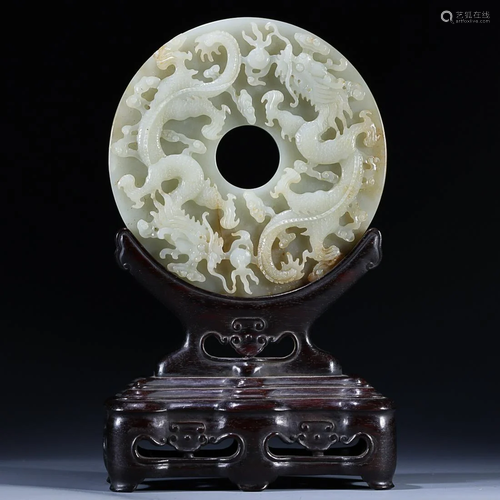 CHINESE HETIAN JADE TABLE SCREEN WITH CARVED 'DRAGON'