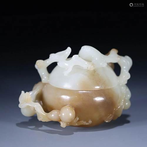 CHINESE HETIAN JADE DOUBLE-GOURD-FORM COVERED CENSER