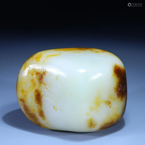 CHINESE HETIAN JADE ORNAMENT