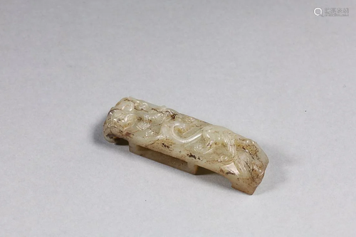 CHINESE HETIAN JADE SCABBARD SLIDE WITH CARVED 'CHI-DRAGON'