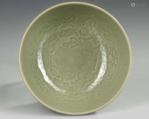 A CHINESE LONGQUAN CELADON IMPRESSED BOWL