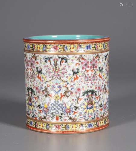 A CHINESE FAMILLE ROSE BRUSH POT, 20TH CENTURY