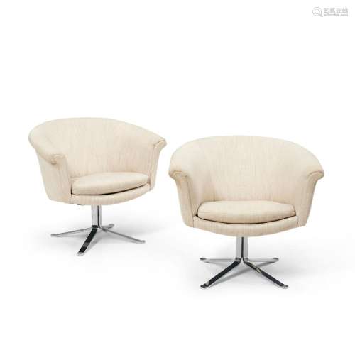 Pair of Upholstered Swivel Chairs, fourth-quarter 20th centu...