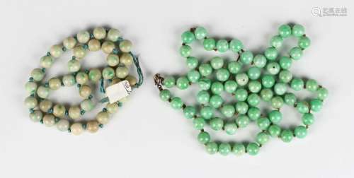 A single row necklace of jade beads, length 72cm (requires r...