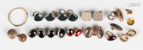 A small group of jewellery, including a gold mounted cufflin...