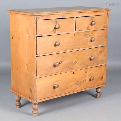 A Victorian pine chest of drawers