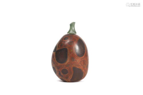 An Agate Pudding Stone Snuff Bottle