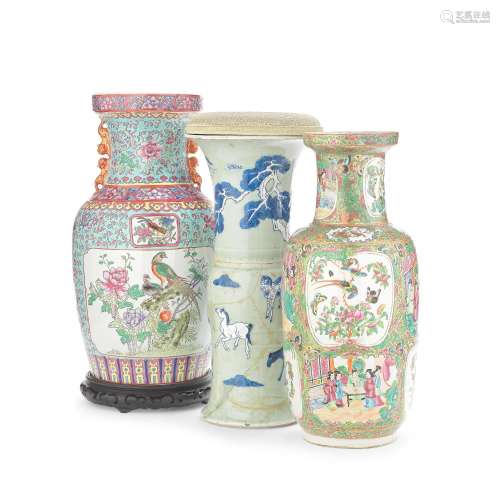 A CHINESE FAMILLE ROSE VASE 20th century