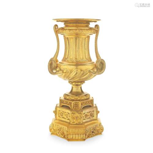 【TP】A LARGE FRENCH 19TH CENTURY GILT BRONZE URN