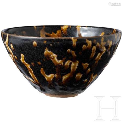 A Jizhou tea bowl with tortoise-shell glaze, probably Southe...