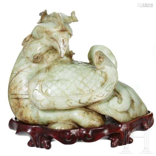 A Chinese jade figure of a fenghuang, 20th century