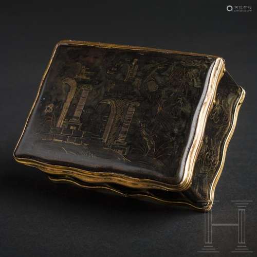 An Italian tortoiseshell snuffbox with gilt mounts, circa 17...