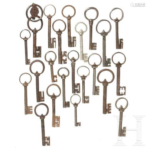 A collection of 22 German iron keys, 17th/18th century