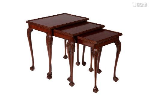 20th C CARVED MAHOGANY NESTING TABLES