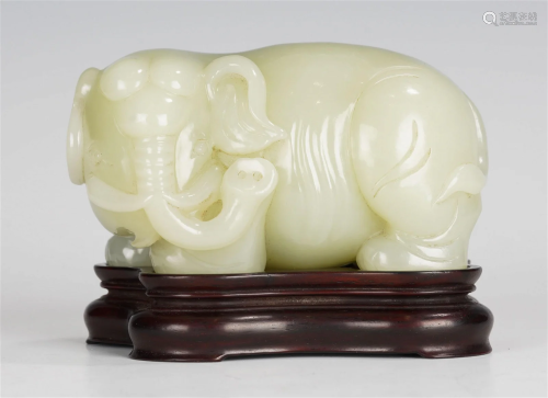 Chinese 18/19th C. Qing White Jade Elephant