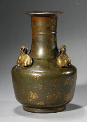 Chinese Qing Gold Splashed Tea Dust Glaze Ram Vase