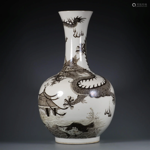 A Rare Ink Color Dragon Pattern Vase