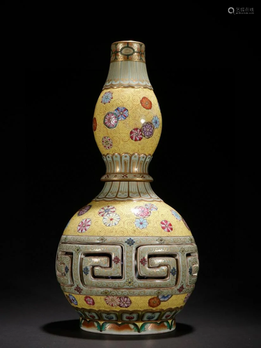 A Rare and Finely Enamel Gourd Vase