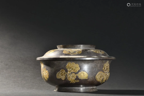 A Rare Gilt-silver 'Flowers' Box With Cover