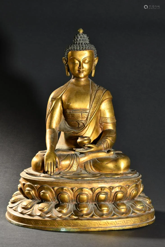 A Fine Gilt-bronze Figure of Shakyamuni