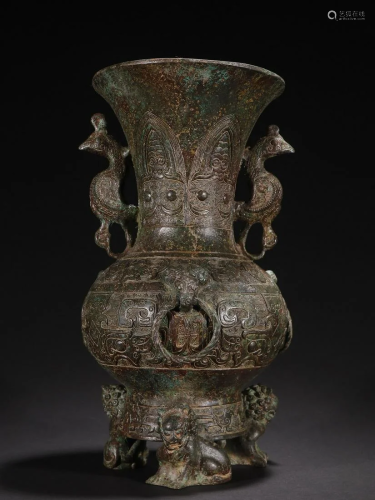 A Top and Rare Bronze Beast Pattern Gu