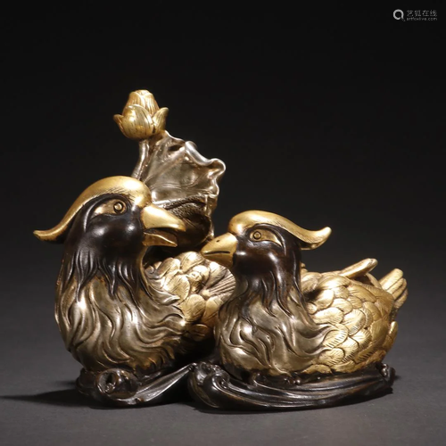 A Rare Gilt-bronze 'Birds' Ornament