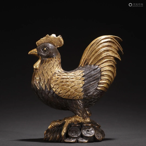 A Finely and Rare Gilt-bronze 'Rooster' Ornament