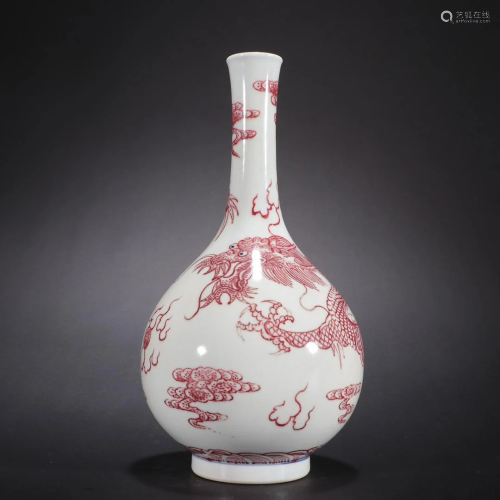 A Fine Iron-red Dragon Pattern Vase