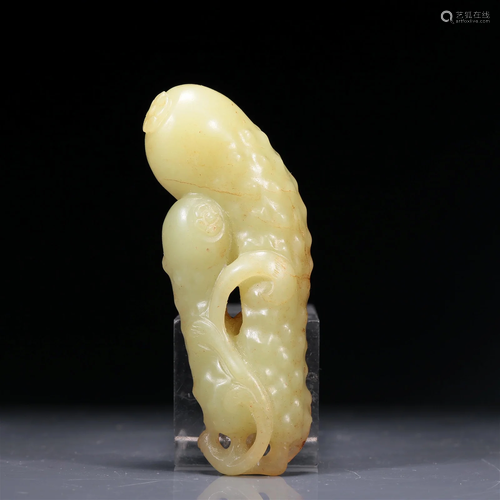 An Exquisite Yellow Jade Melon-Form Decoration