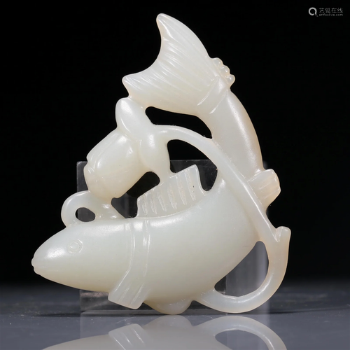 A Fabulous White Jade 'Fish' Pendant