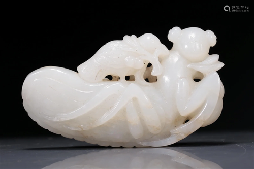 A Fabulous White Jade 'Flower& Bird' Decoration