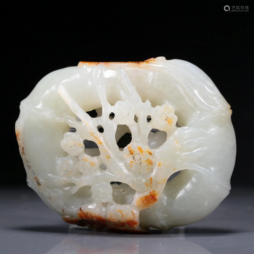 A Fine White Jade 'Flower' Decoration