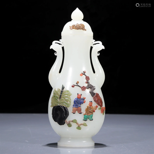 A Superb White Jade Gem-Inlaid 'Figure' Phoenix-Handled Vase