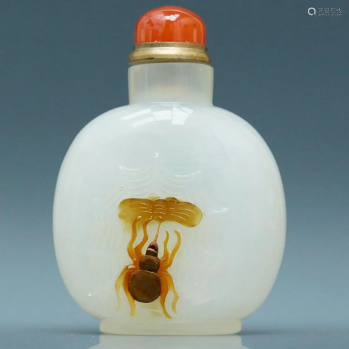 A Fabulous Agate Incised 'Spider' Snuff Bottle