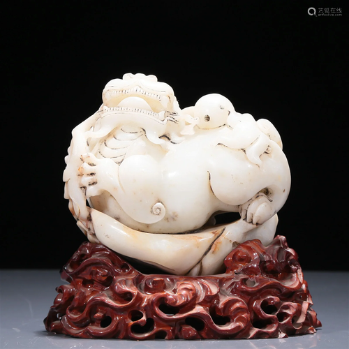 A Wonderful White Jade 'Lion' Decoration