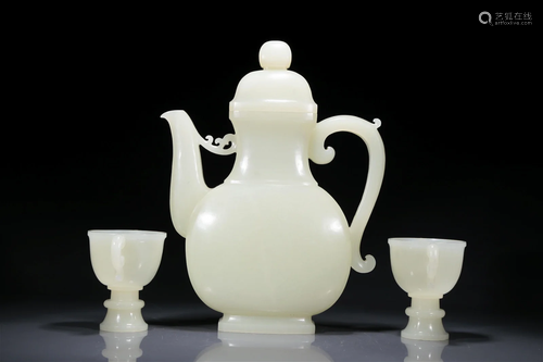 A Wonderful White Jade Teapot With Two Miniature Teacups