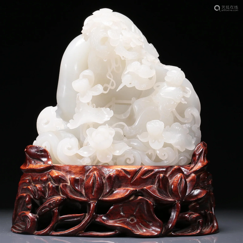 A Wonderful White Jade 'Flower& Figure' Decoration