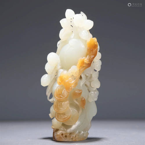 A Superb White Jade 'Lingzhi& Peach' Decoration